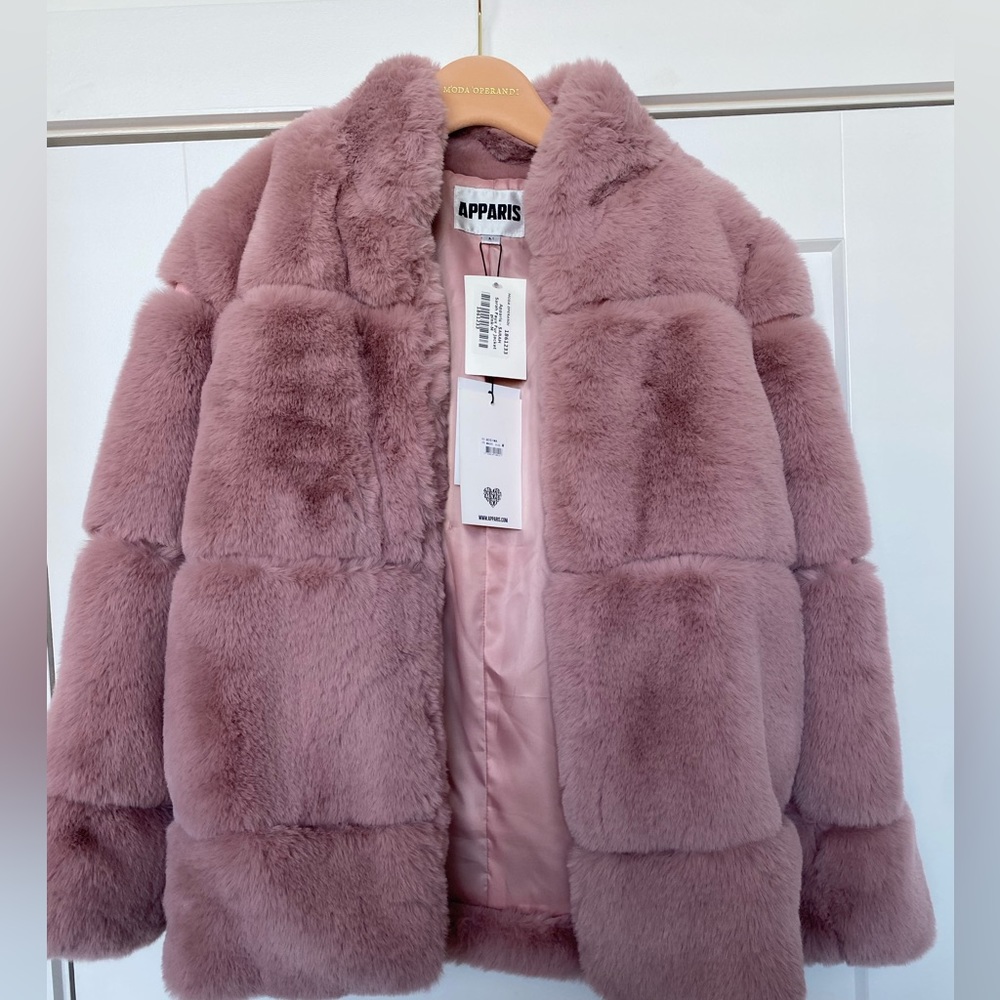 NWT Apparis Sarah Mauve Faux Fur Coat size Medium